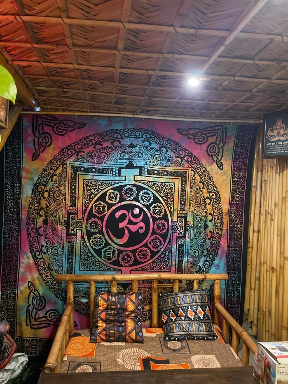 Baba'S Rishikesh Hostel Buitenkant foto