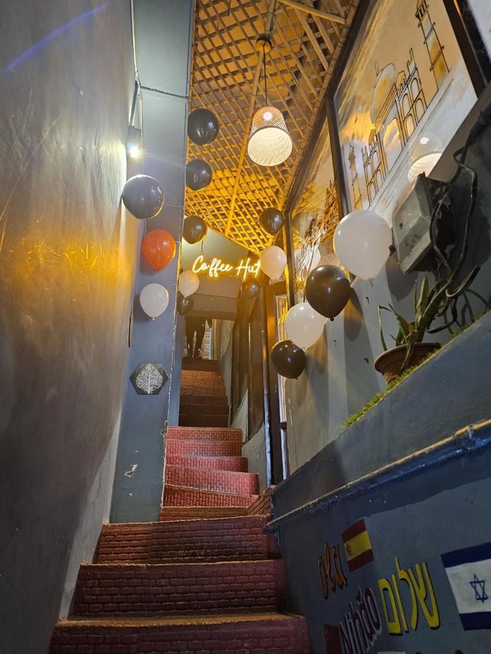 Baba'S Rishikesh Hostel Buitenkant foto